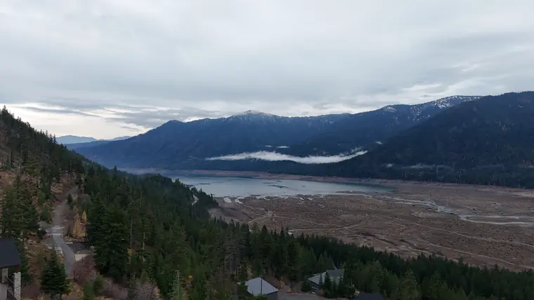 Lake Cle Elum valley seen from above the Ronald property